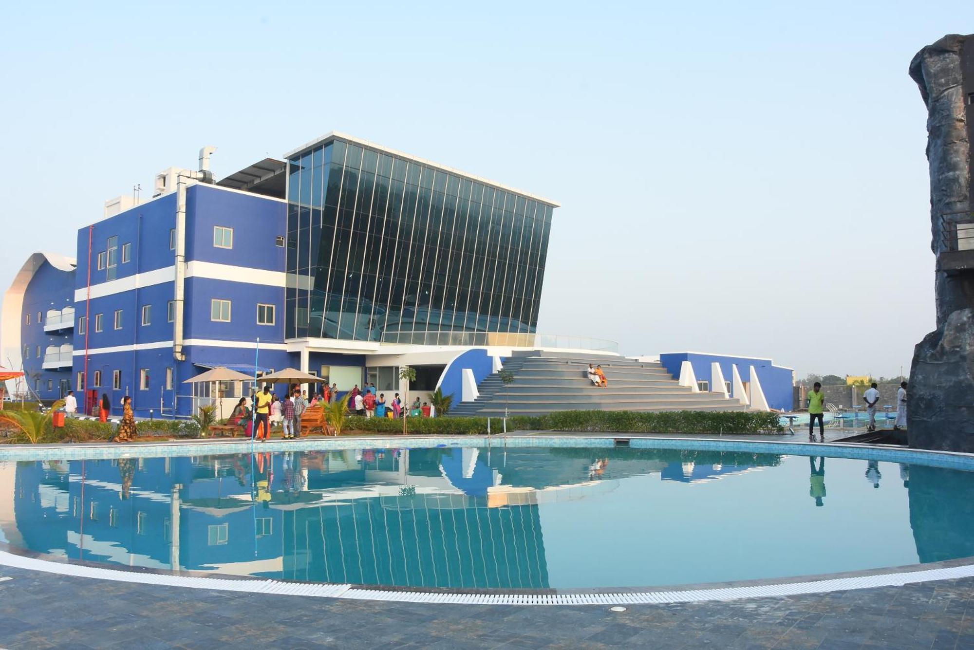 Silver Stone Park Resort, Kovilpatti Esterno foto