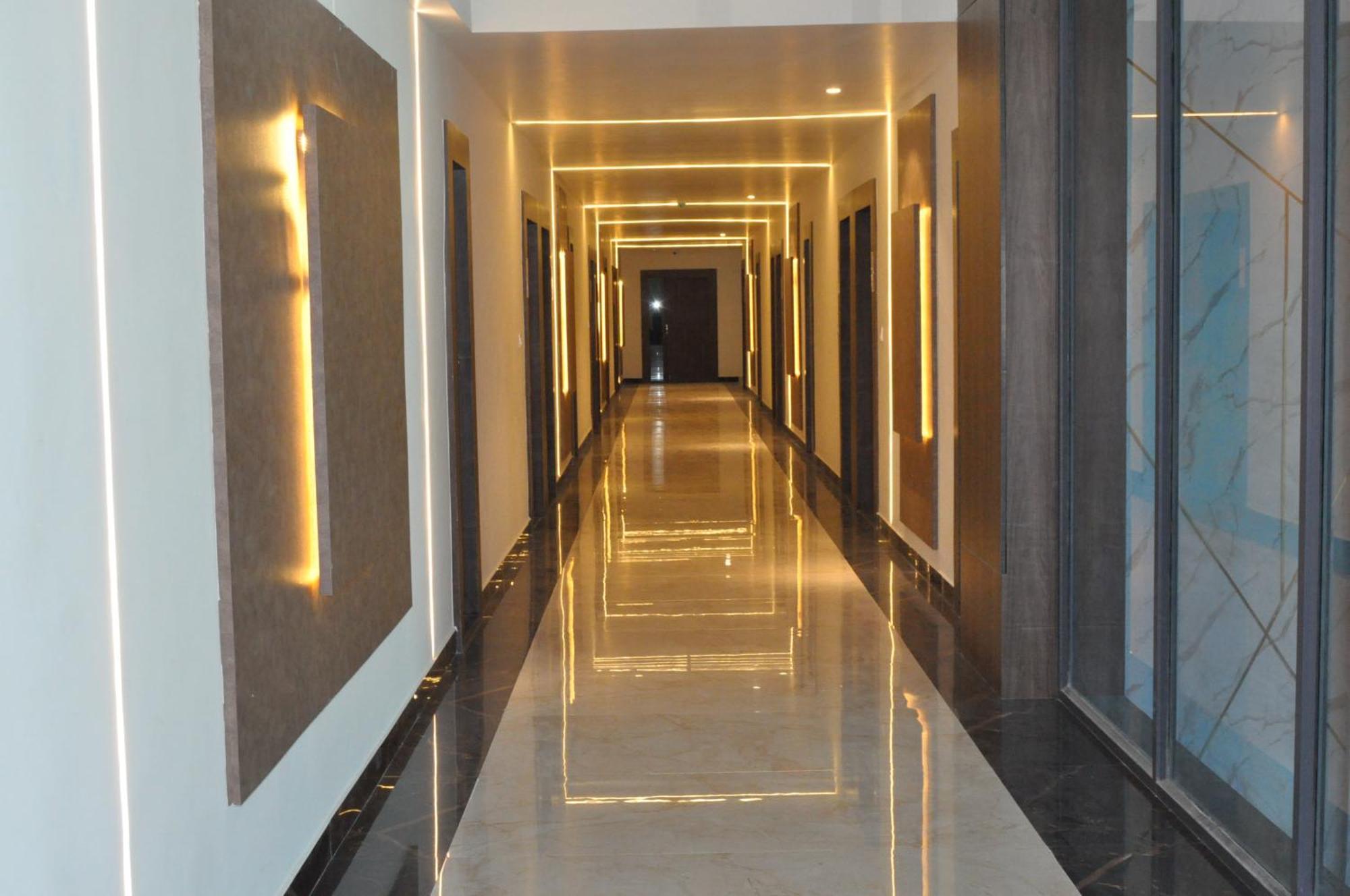 Silver Stone Park Resort, Kovilpatti Esterno foto